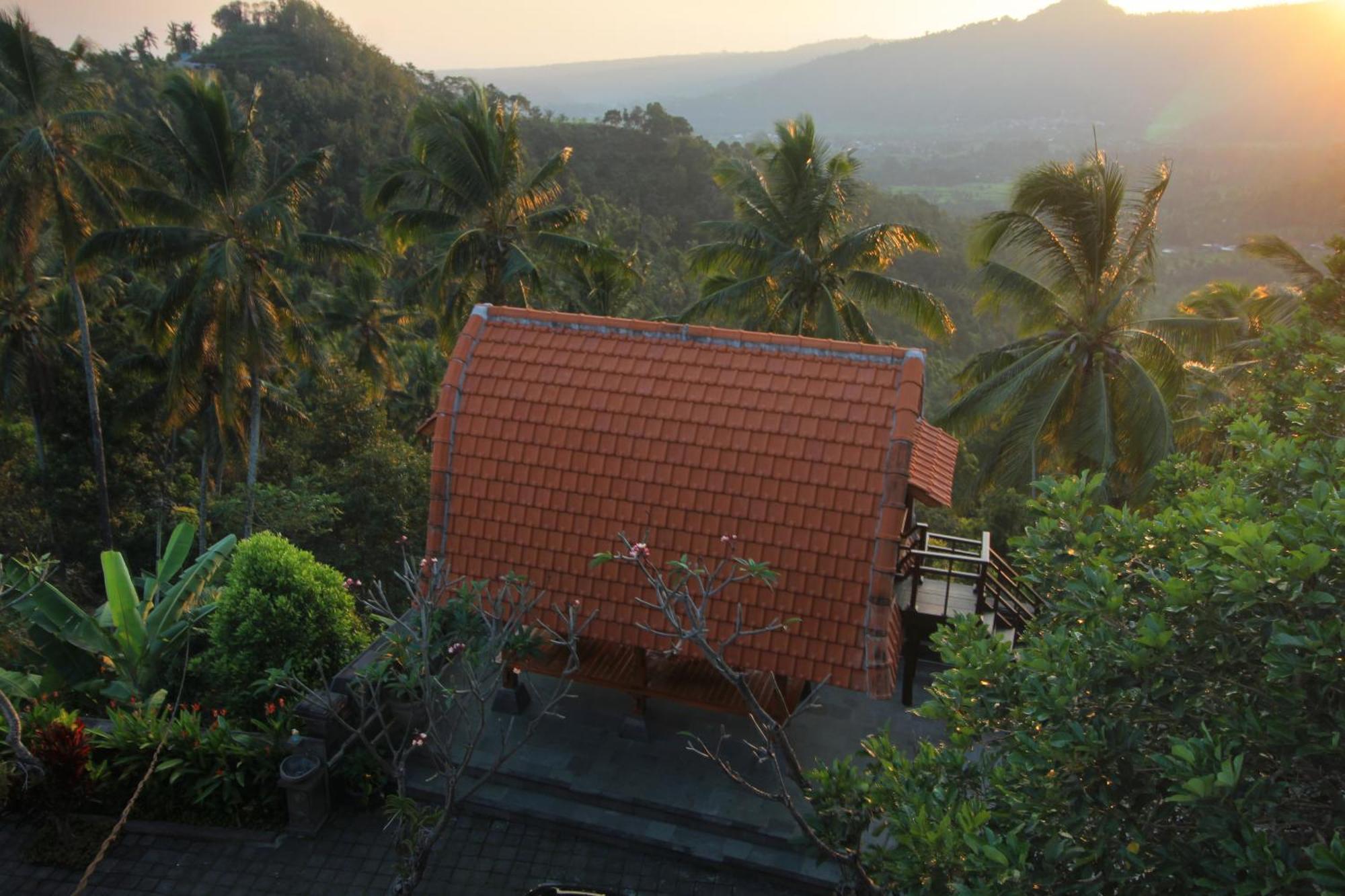 Rostika Hotel Sekumpul Pabean Buleleng Exteriér fotografie