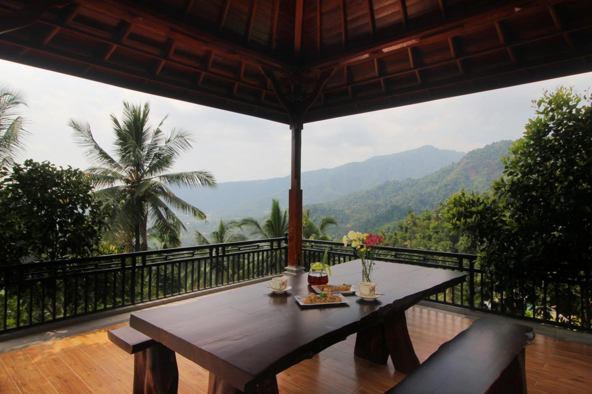 Rostika Hotel Sekumpul Pabean Buleleng Exteriér fotografie