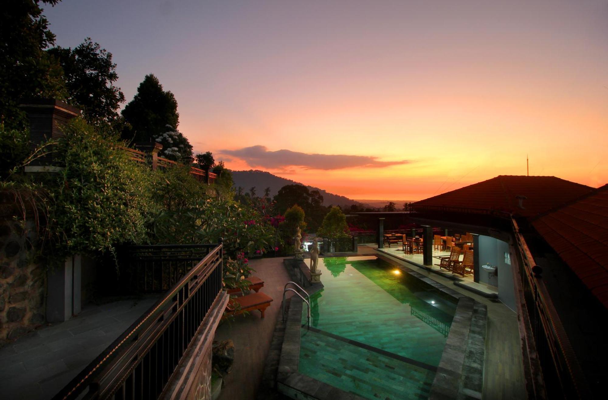 Rostika Hotel Sekumpul Pabean Buleleng Exteriér fotografie