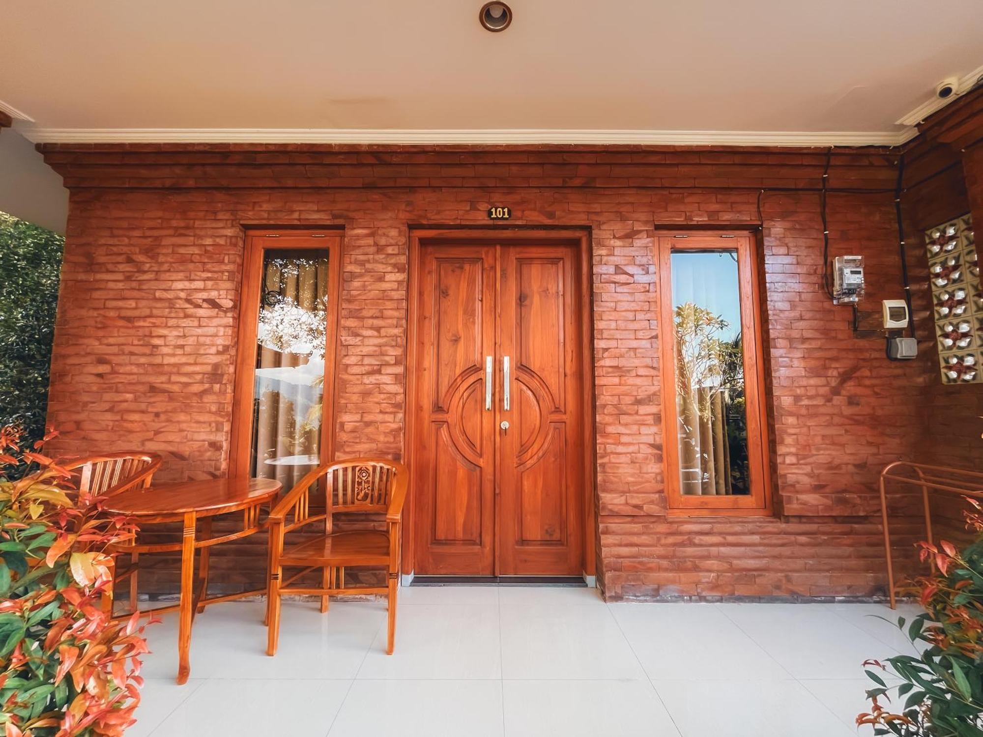 Rostika Hotel Sekumpul Pabean Buleleng Exteriér fotografie